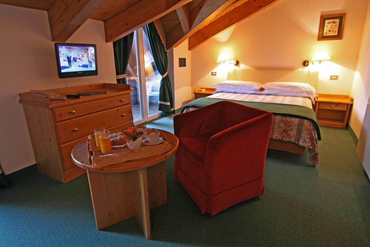 B&B Garni Villa Campitello Campitello di Fassa Extérieur photo